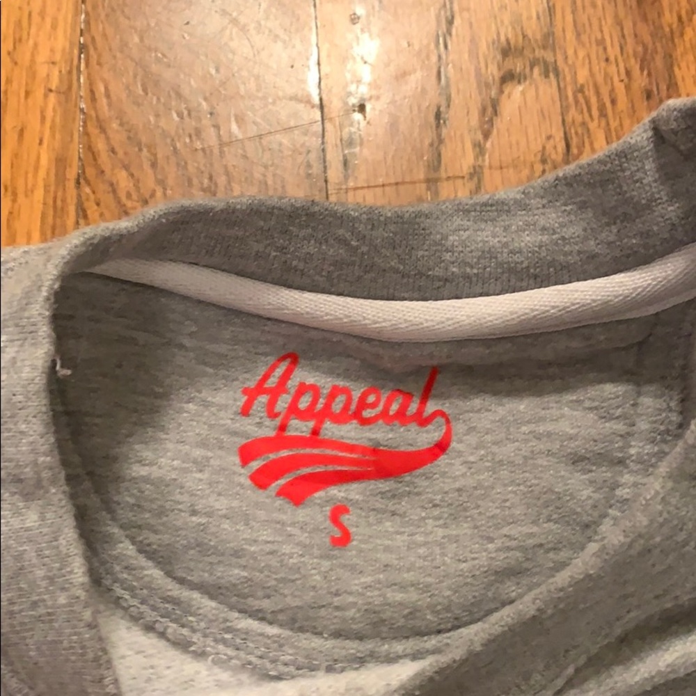Sweatshirt - Picture 3 of 4